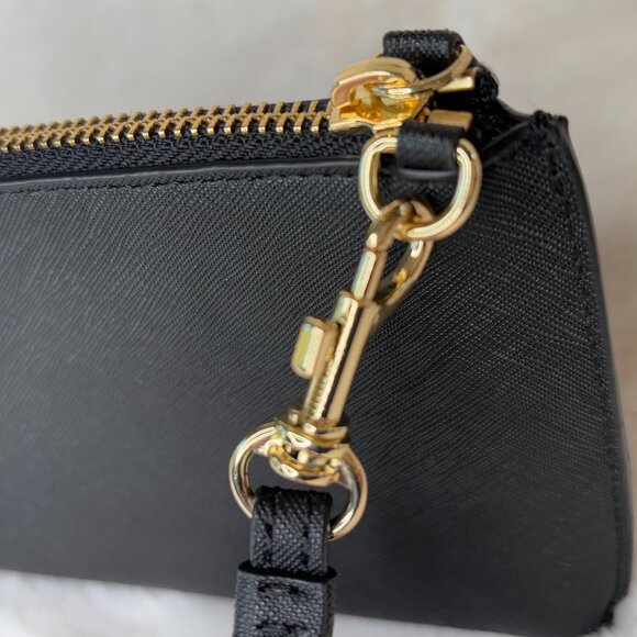 Calvin Klein Black Faux Saffiano Leather Zip Wristlet Clutch Wallet EUC - Picture 8 of 16